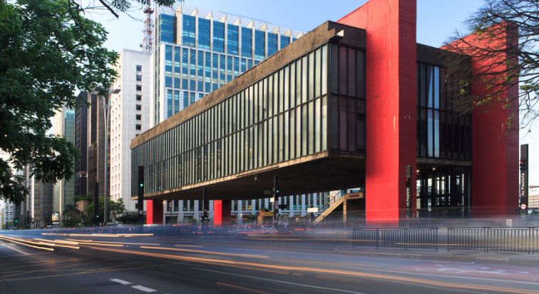 Museu de Arte de São Paulo Assis Chateaubriand - MASP fica na Avenida Paulista.]