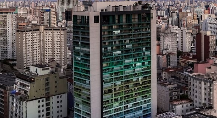 Na região da Bela Vista, há também uma obra de arte da arquitetura: o Edifício Brasil, da WZARZUR